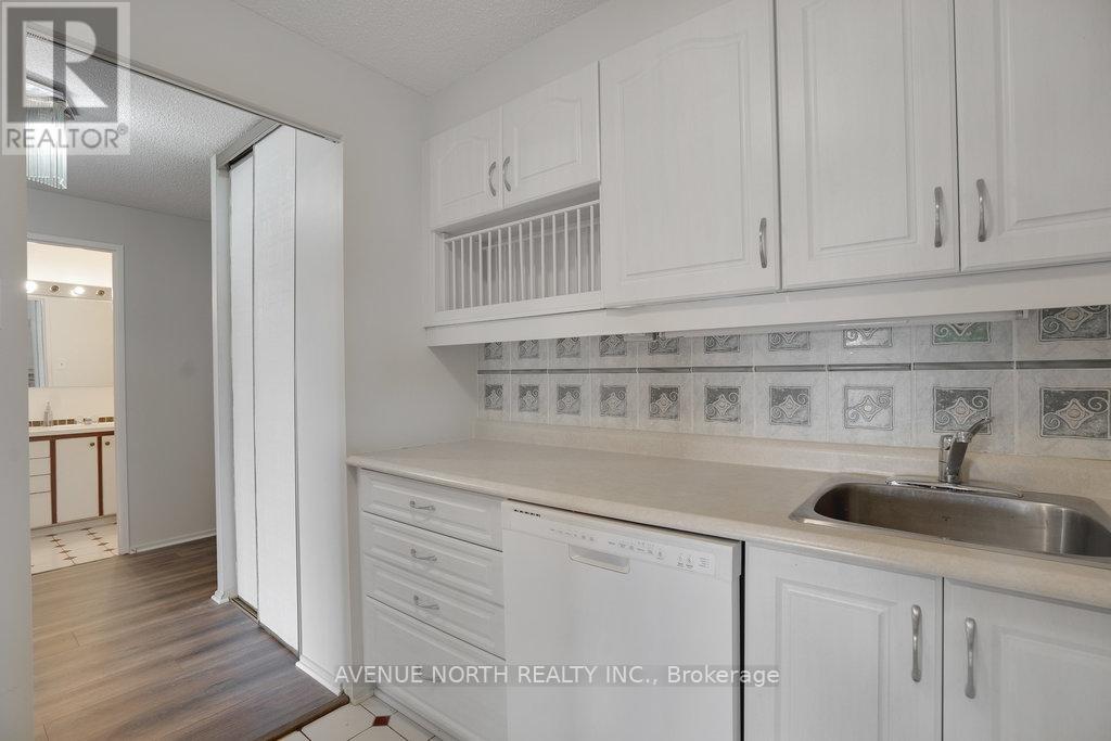 708 - 1100 Ambleside Drive, Ottawa, Ontario  K2B 8G6 - Photo 11 - X13658930
