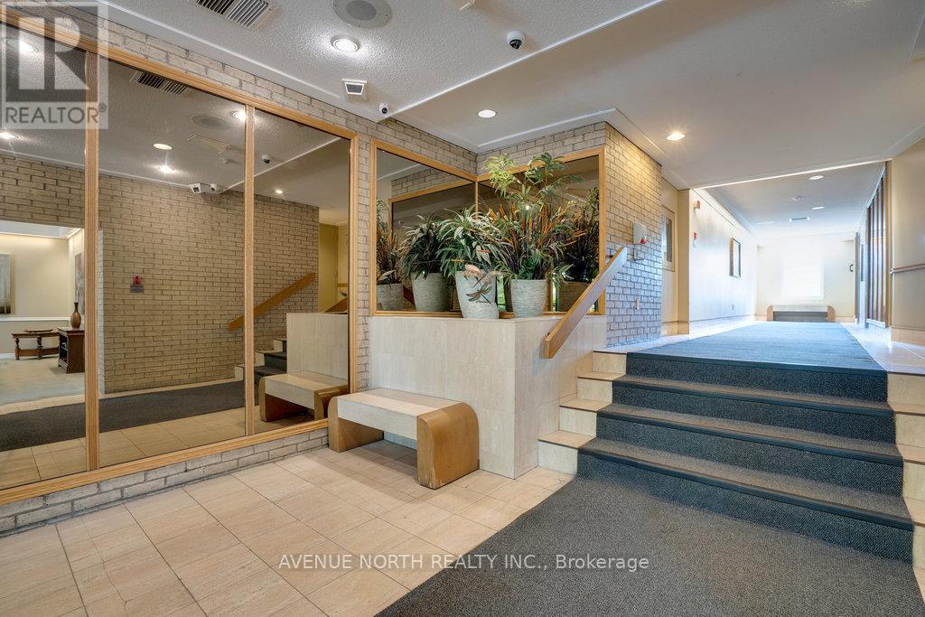 708 - 1100 Ambleside Drive, Ottawa, Ontario K2B 8G6 - Photo 3 - X13658930
