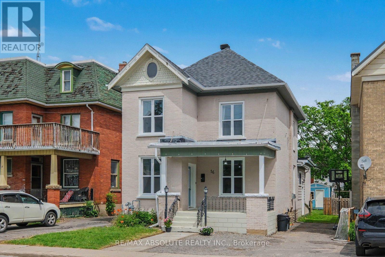 16 Glen Avenue, Smiths Falls, Ontario K7A 1S2 - Photo 2 - X13658942