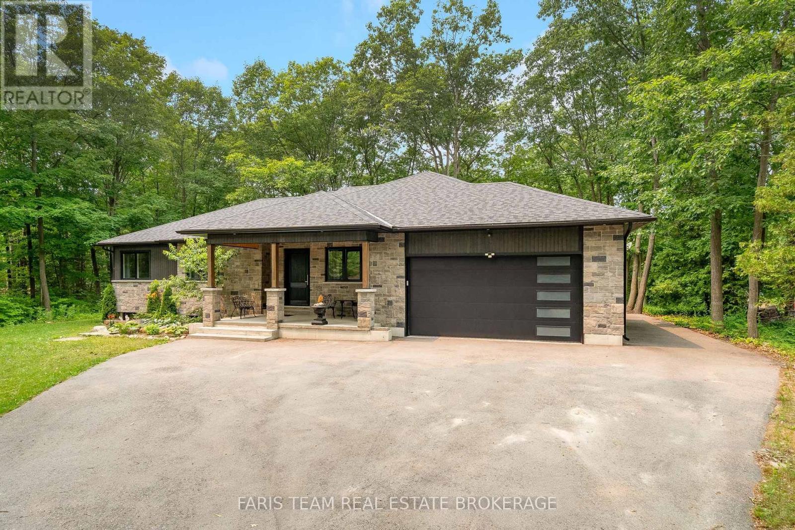 34 Oakwood Avenue, Tiny, Ontario  L9M 0J2 - Photo 3 - S13658902