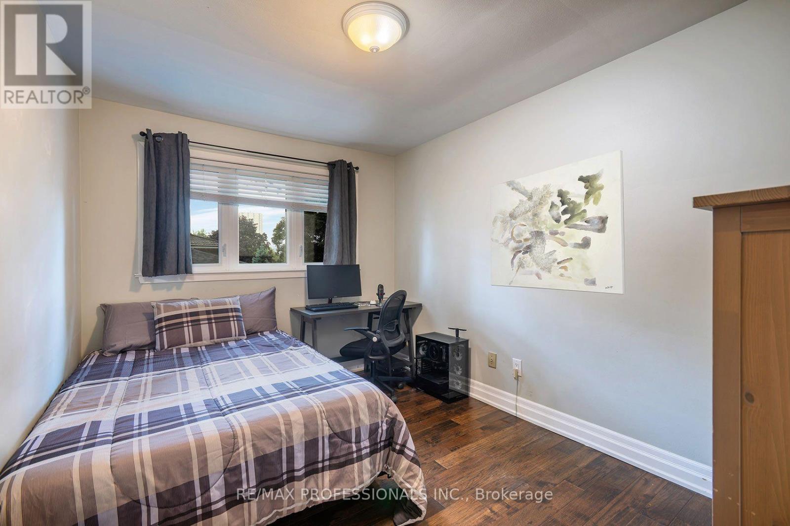 38 Boxwood Road, Toronto, Ontario  M9C 2W5 - Photo 21 - W13658818