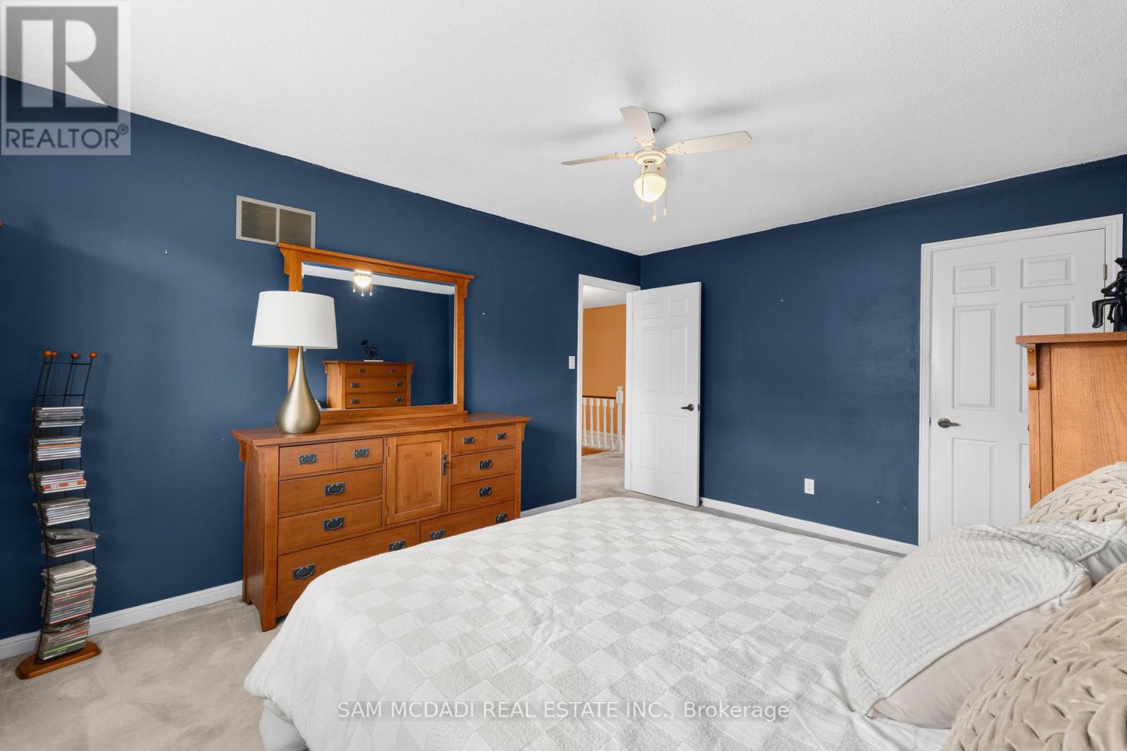 1077 Saginaw Crescent, Mississauga, Ontario  L5H 3W4 - Photo 25 - W13658862