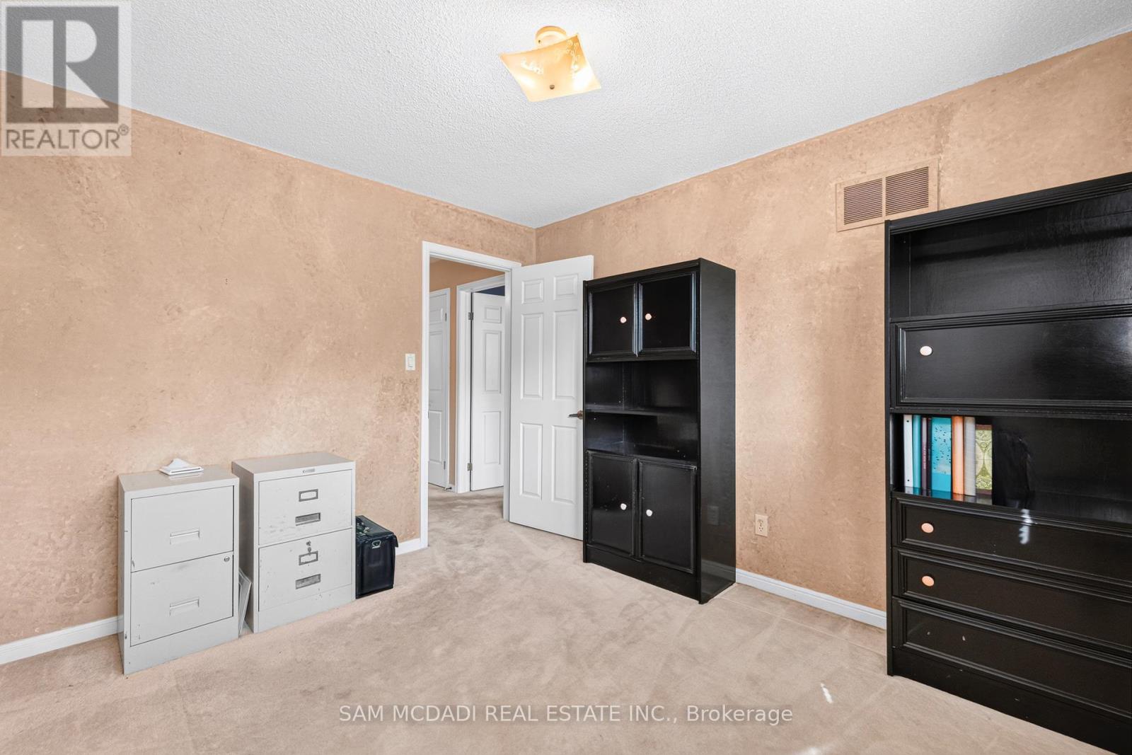1077 Saginaw Crescent, Mississauga, Ontario  L5H 3W4 - Photo 29 - W13658862
