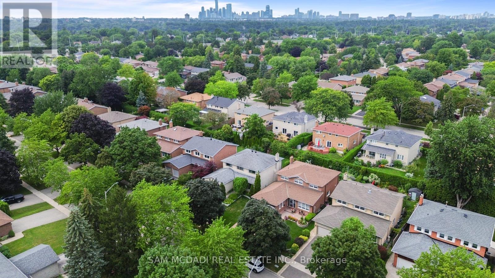 1077 Saginaw Crescent, Mississauga, Ontario  L5H 3W4 - Photo 48 - W13658862