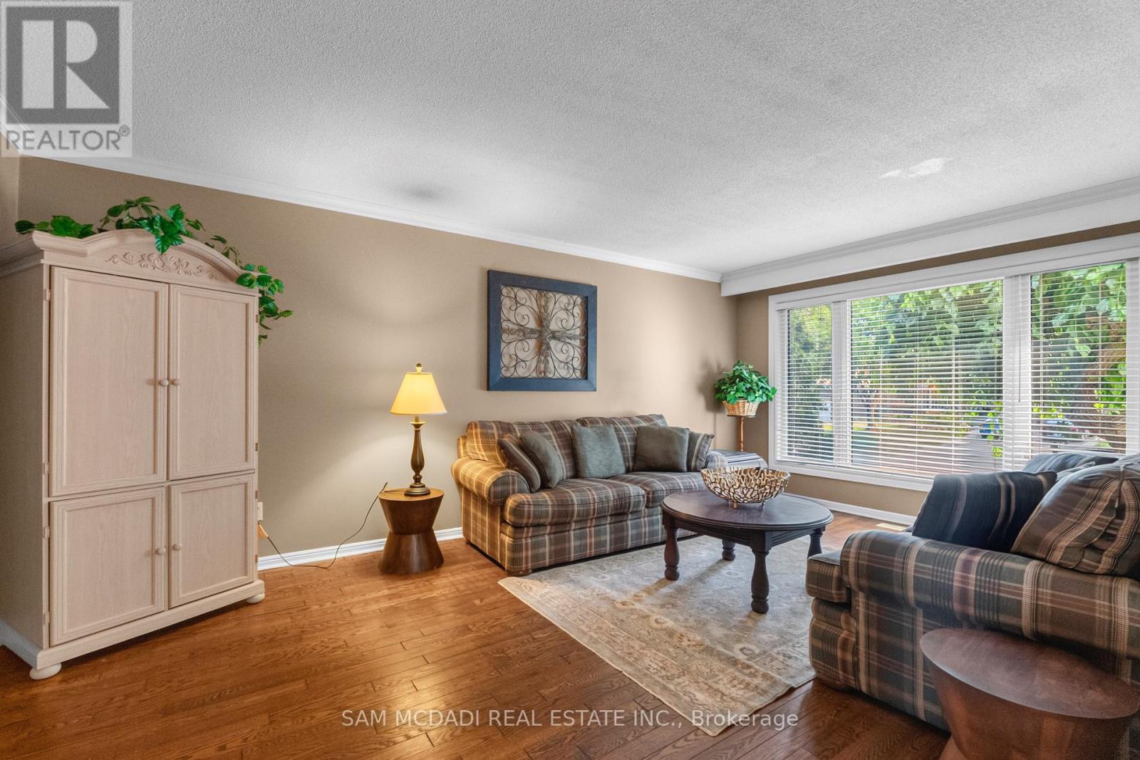 1077 Saginaw Crescent, Mississauga, Ontario  L5H 3W4 - Photo 6 - W13658862