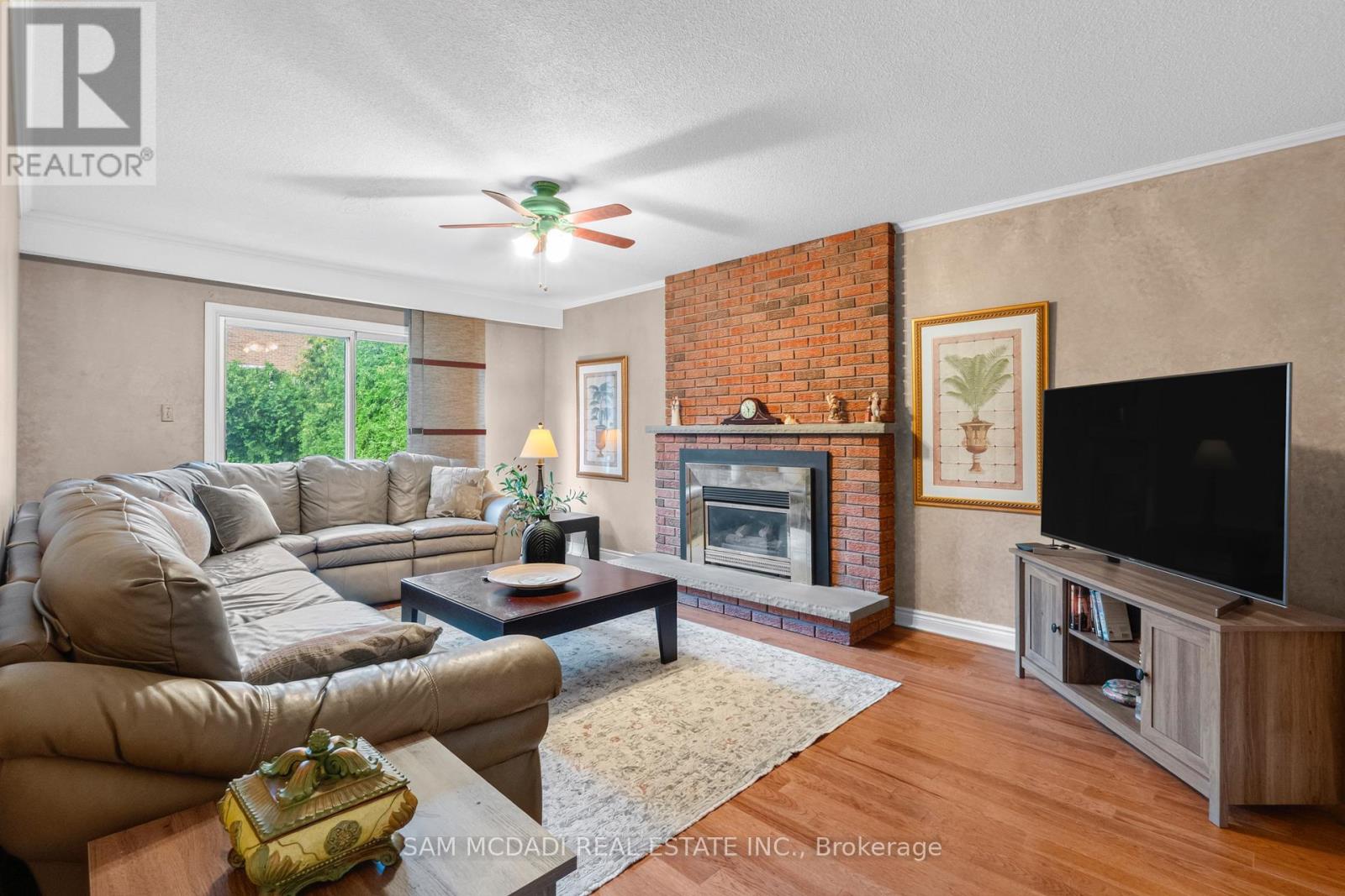 1077 Saginaw Crescent, Mississauga, Ontario  L5H 3W4 - Photo 8 - W13658862