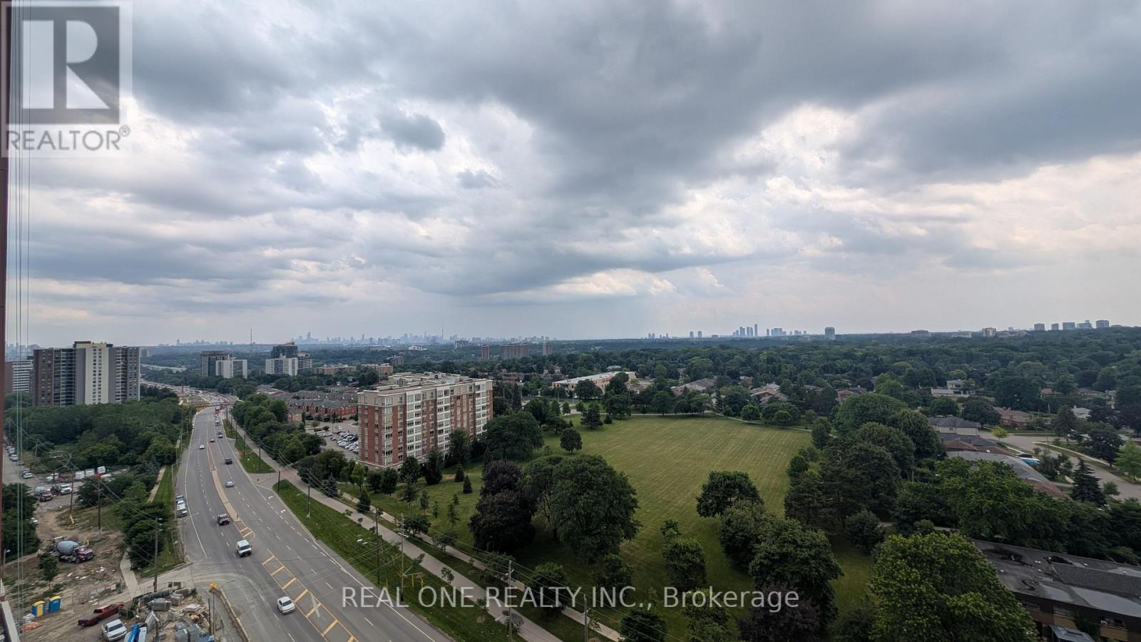 1413 - 4010 Eglinton Avenue W, Toronto, Ontario  M9A 0G5 - Photo 4 - W13658886