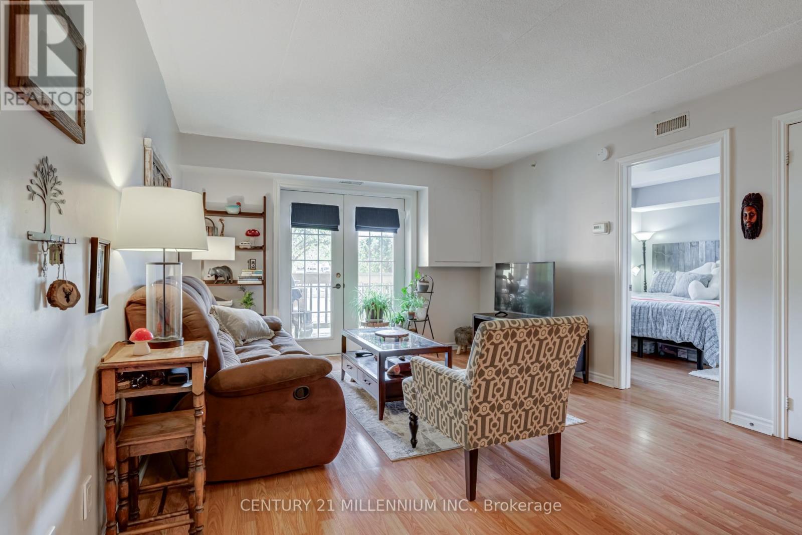 110 - 4003 Kilmer Drive, Burlington, Ontario  L7M 4M1 - Photo 8 - W13658916