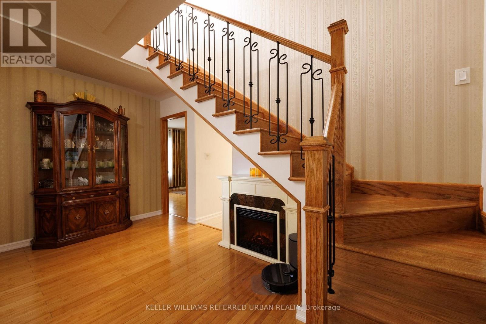 6 Elmhurst Drive, Toronto, Ontario  M9W 2J3 - Photo 24 - W13658924