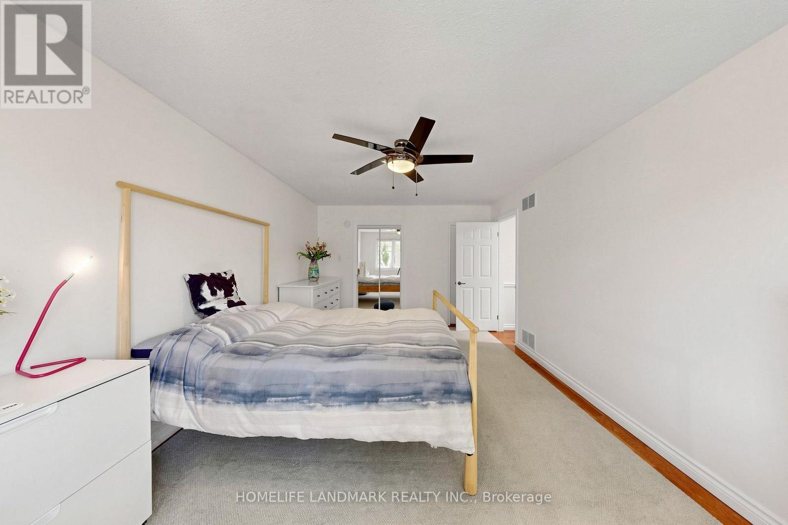 224 Valleyview Court, Oakville, Ontario  L6L 5H8 - Photo 19 - W13658978