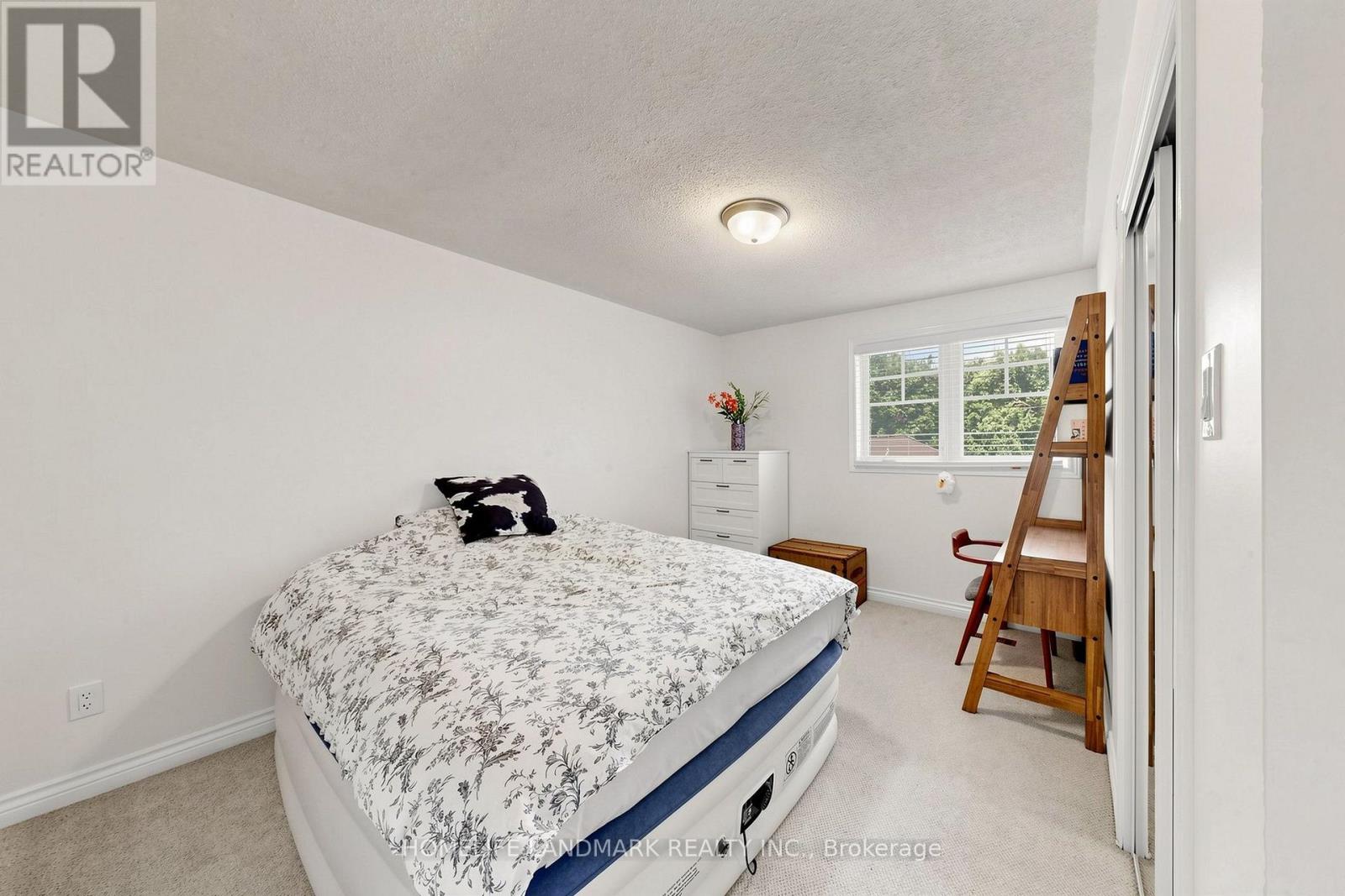 224 Valleyview Court, Oakville, Ontario  L6L 5H8 - Photo 23 - W13658978