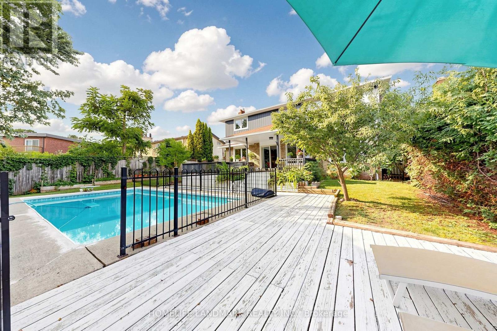 224 Valleyview Court, Oakville, Ontario  L6L 5H8 - Photo 44 - W13658978