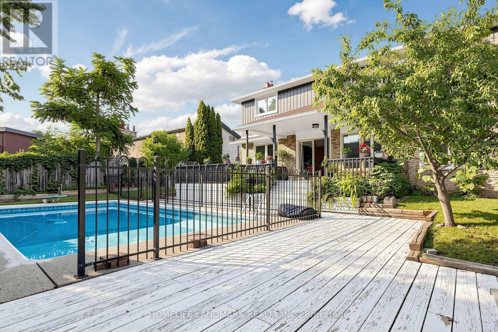 224 Valleyview Court, Oakville, Ontario  L6L 5H8 - Photo 48 - W13658978