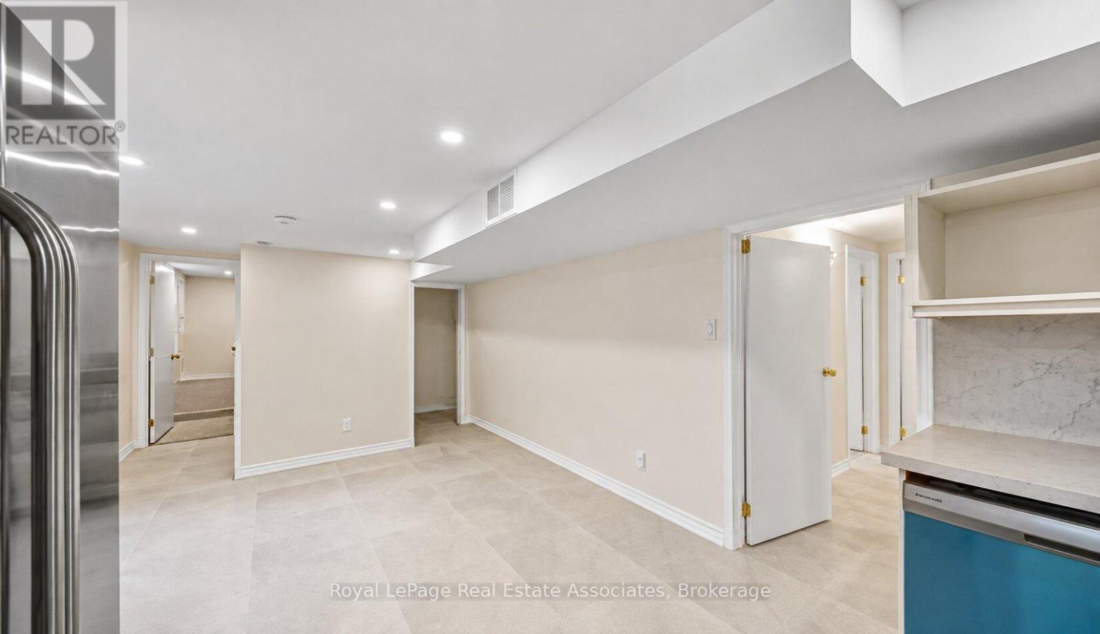 1550 Woodeden Drive, Mississauga, Ontario  L5H 2V3 - Photo 31 - W13659002