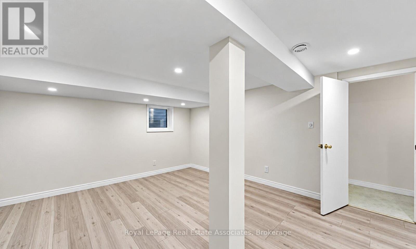 1550 Woodeden Drive, Mississauga, Ontario  L5H 2V3 - Photo 33 - W13659002