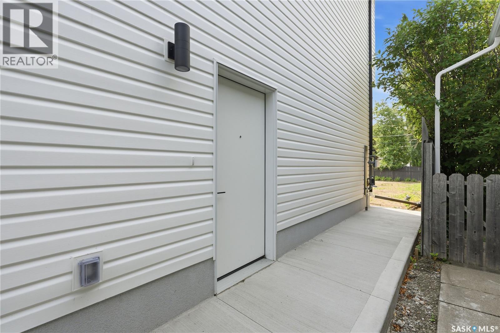 1514 Ewart Avenue, Saskatoon, Saskatchewan  S7H 2K8 - Photo 45 - SK045154