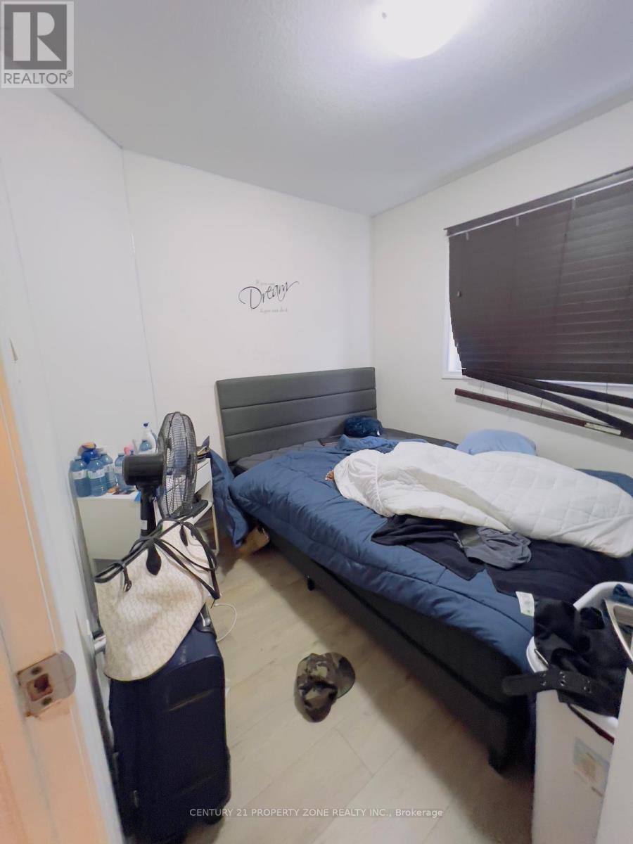 (Upper) - 3 Baffin Crescent, Brampton, Ontario  L7A 0A9 - Photo 13 - W13636610