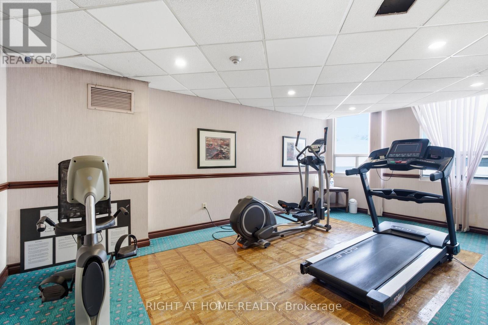 2507 - 3650 Kaneff Crescent, Mississauga, Ontario  L5A 4A1 - Photo 35 - W13578132