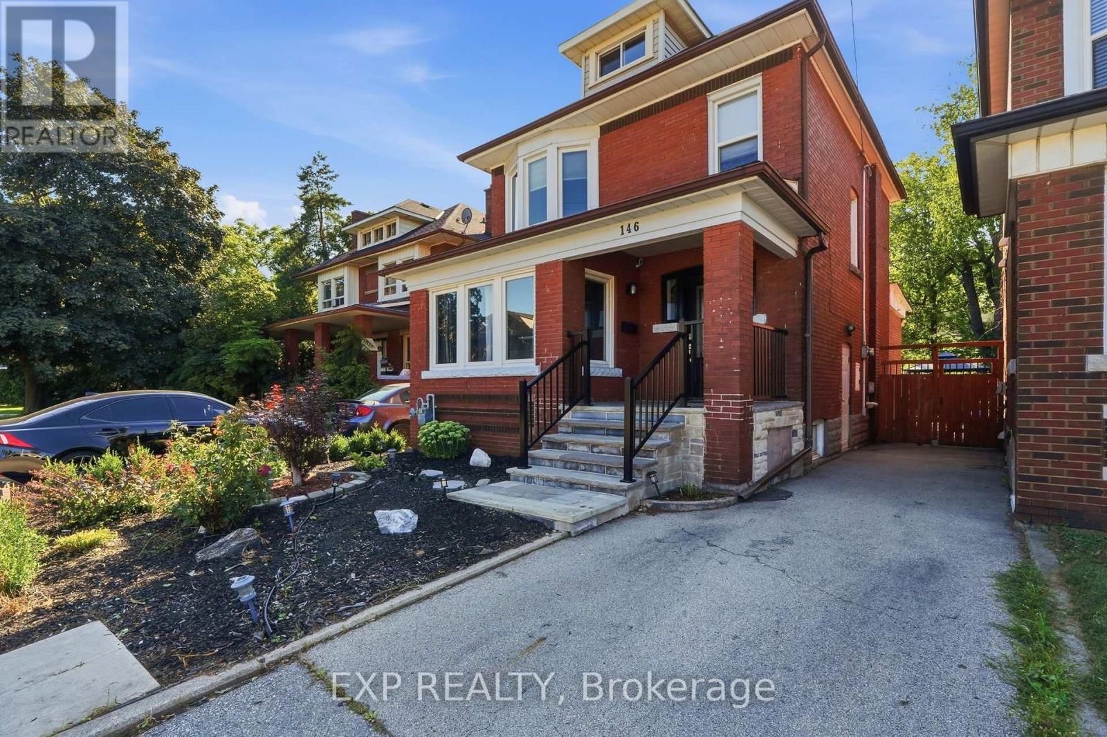 146 Ottawa Street S, Hamilton, Ontario  L8K 2E4 - Photo 2 - X13658972