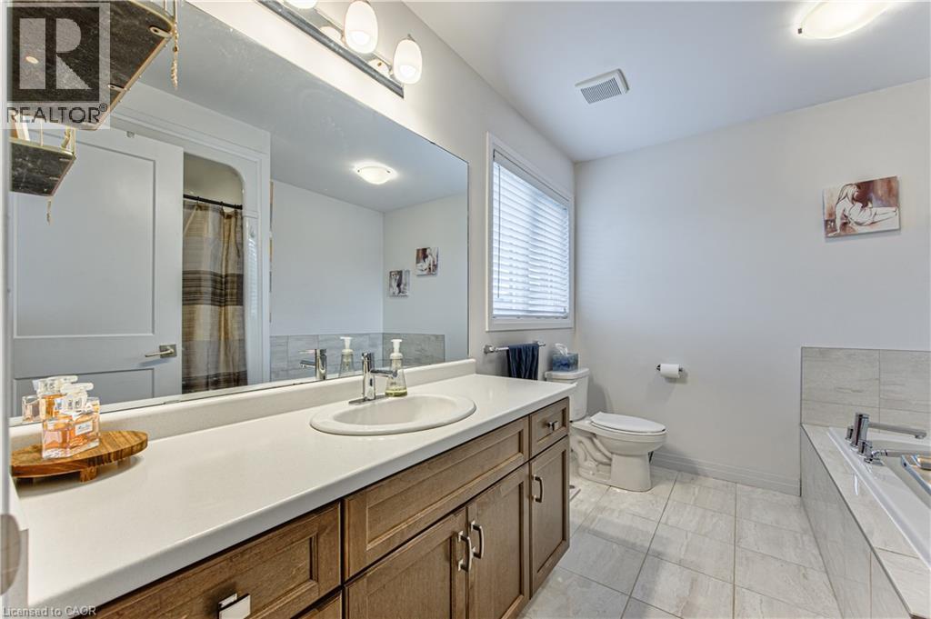 4073 Stadelbauer Drive, Beamsville, Ontario  L3J 0S4 - Photo 31 - 40854747