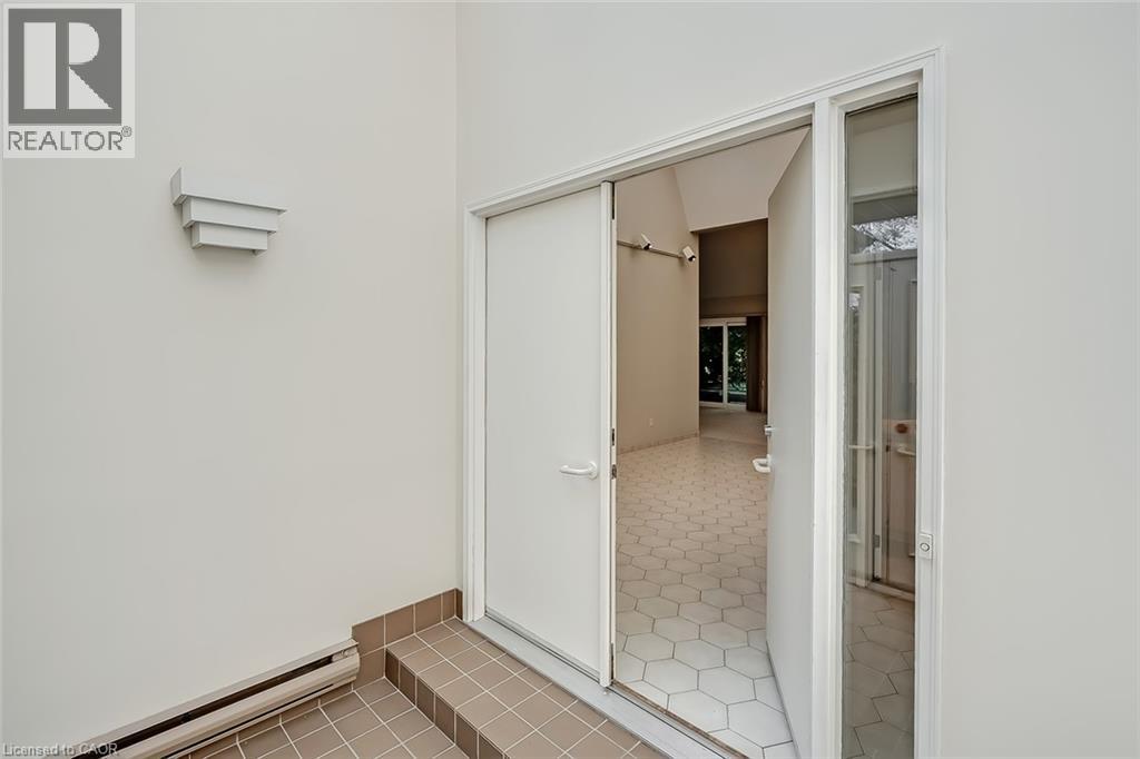 4189 Inglewood Drive, Burlington, Ontario  L7L 1E3 - Photo 3 - 40854250