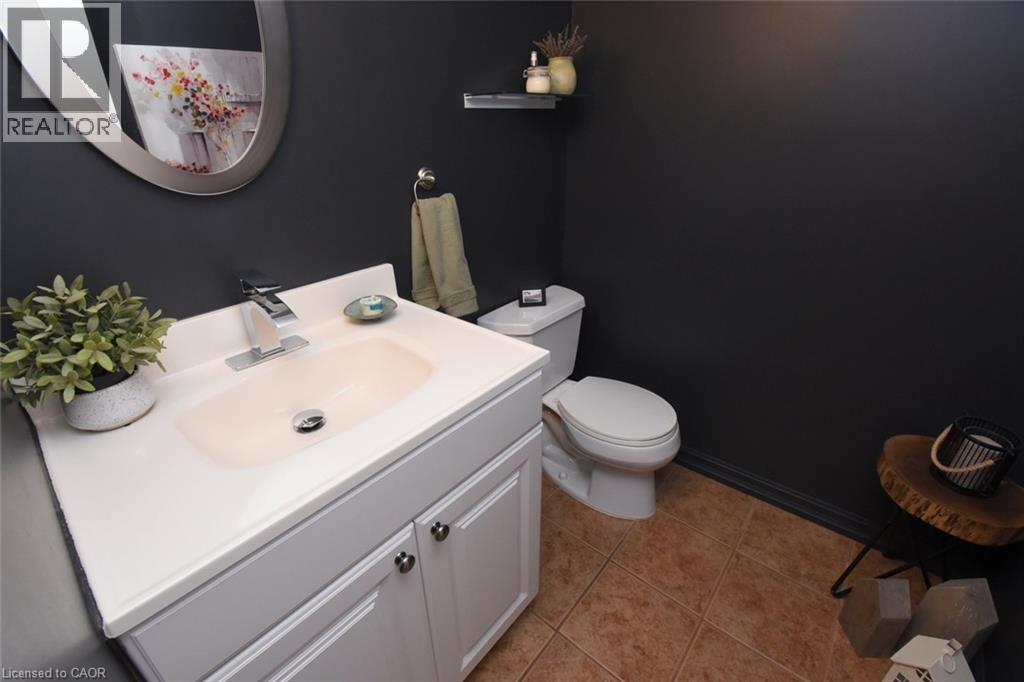 374 Brigadoon Drive, Hamilton, Ontario  L9C 6X4 - Photo 34 - 40854192