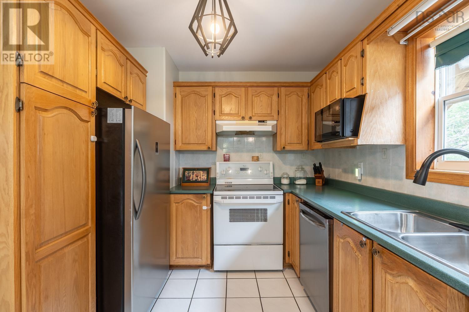 10 Sylvania Terrace, Hammonds Plains, Nova Scotia  B3Z 1J1 - Photo 18 - 202619455