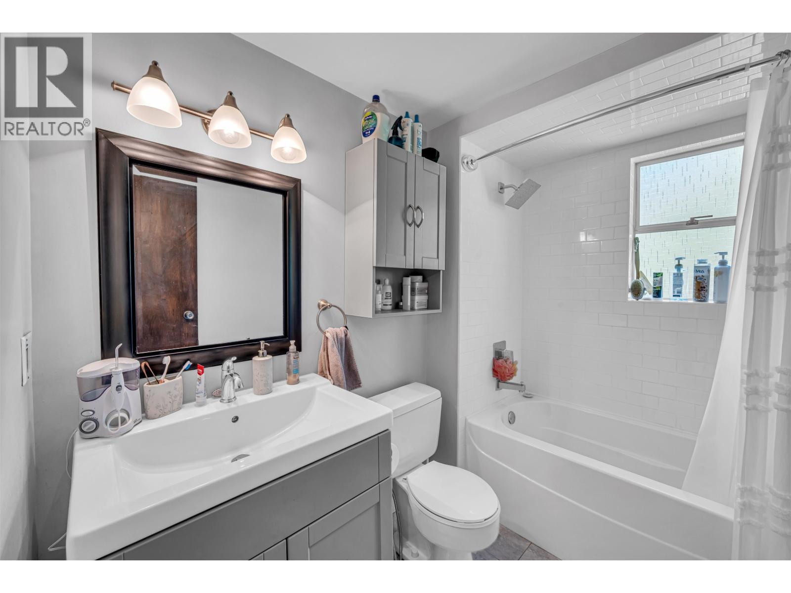 3255 Milton Avenue, North Vancouver, British Columbia  V7K 2B3 - Photo 28 - R3154160