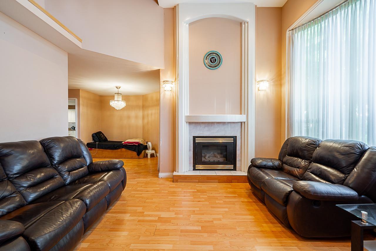 13107 74 Avenue, Surrey, British Columbia  V3W 1C3 - Photo 4 - R3153854