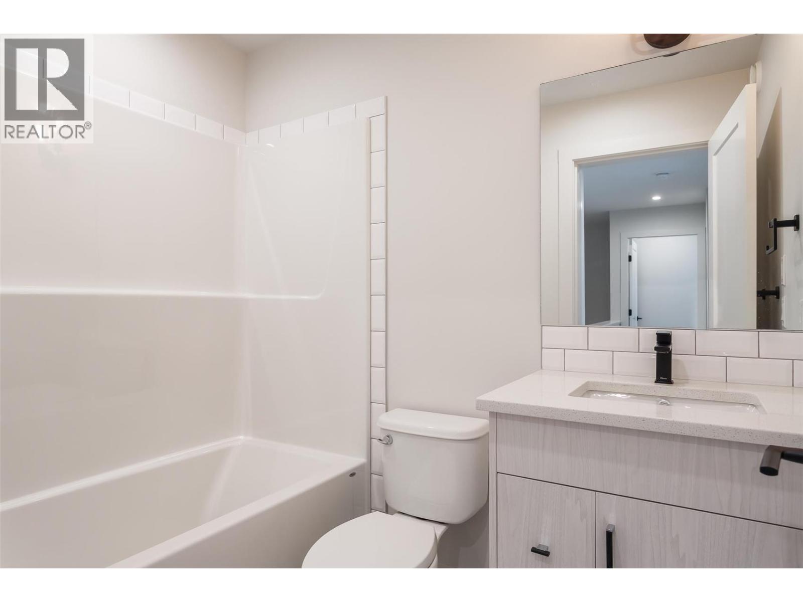949 Stockwell Avenue, Kelowna, British Columbia  V1Y 6W3 - Photo 6 - 10394898