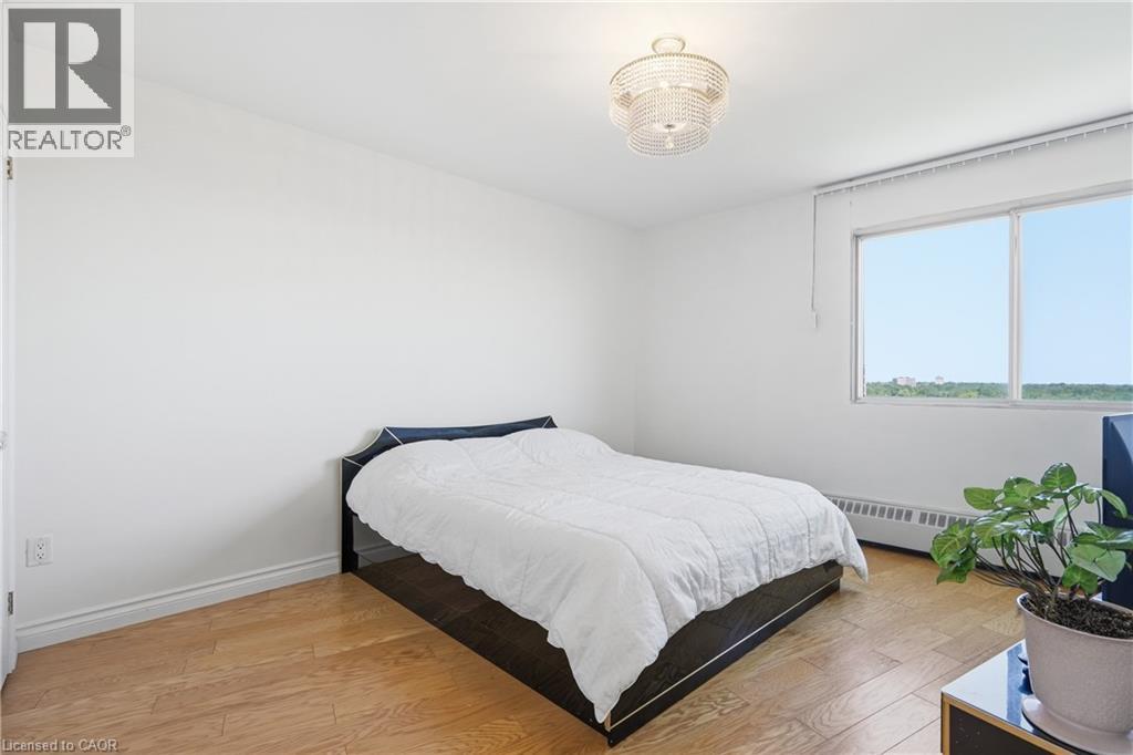 15 Towering Heights Boulevard Unit# 1005, St. Catharines, Ontario  L2T 3G7 - Photo 13 - 40843419