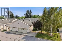 30 Sandarac Circle NW, Calgary, Alberta