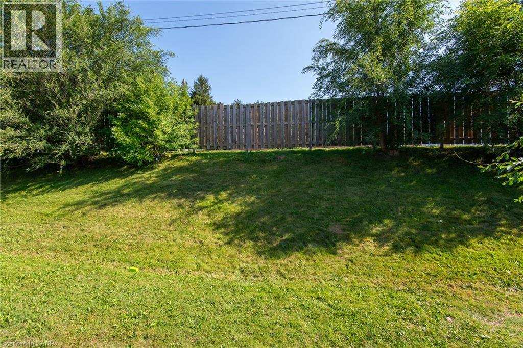 304 Bluevale Street N Unit# C, Waterloo, Ontario  N2J 4G3 - Photo 35 - 40851760
