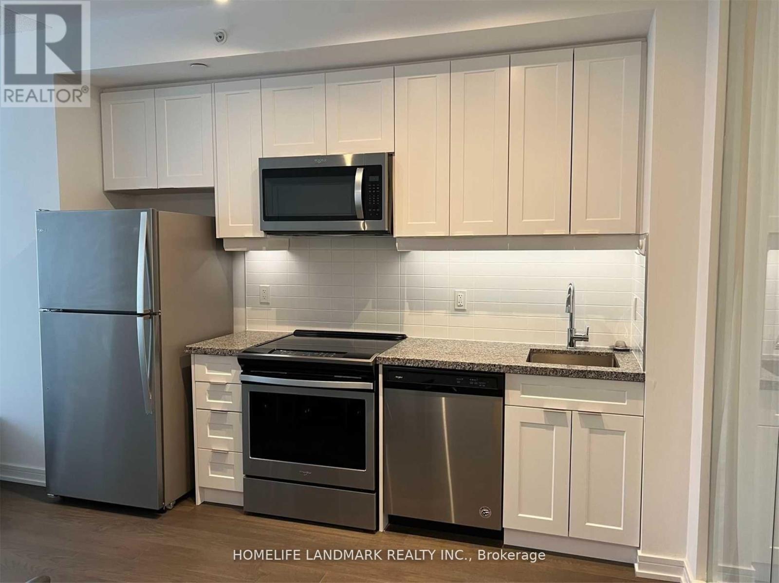 302 - 621 Sheppard Avenue, Ontario, Ontario  M2K 0G4 - Photo 2 - X13658830