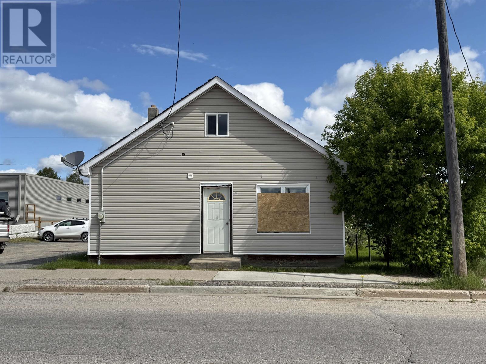 38 King ST, Sioux Lookout, Ontario