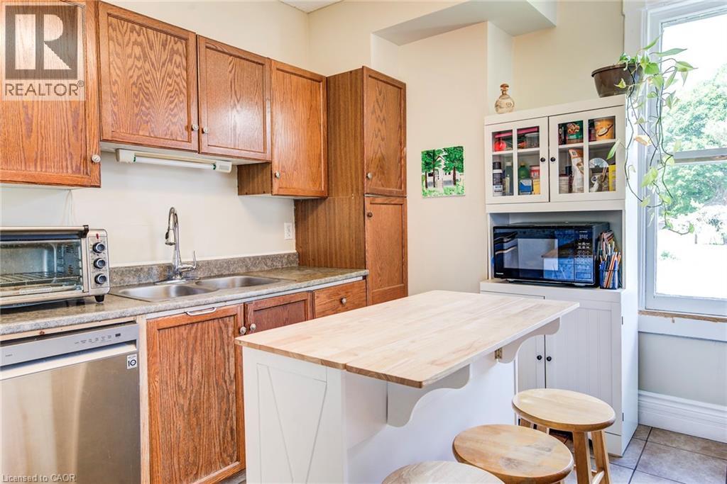 841 Duke Street, Cambridge, Ontario  N3H 3T8 - Photo 17 - 40838572