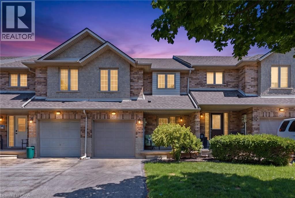 27 Beech Street, Grimsby, Ontario  L3M 5L9 - Photo 2 - 40846333