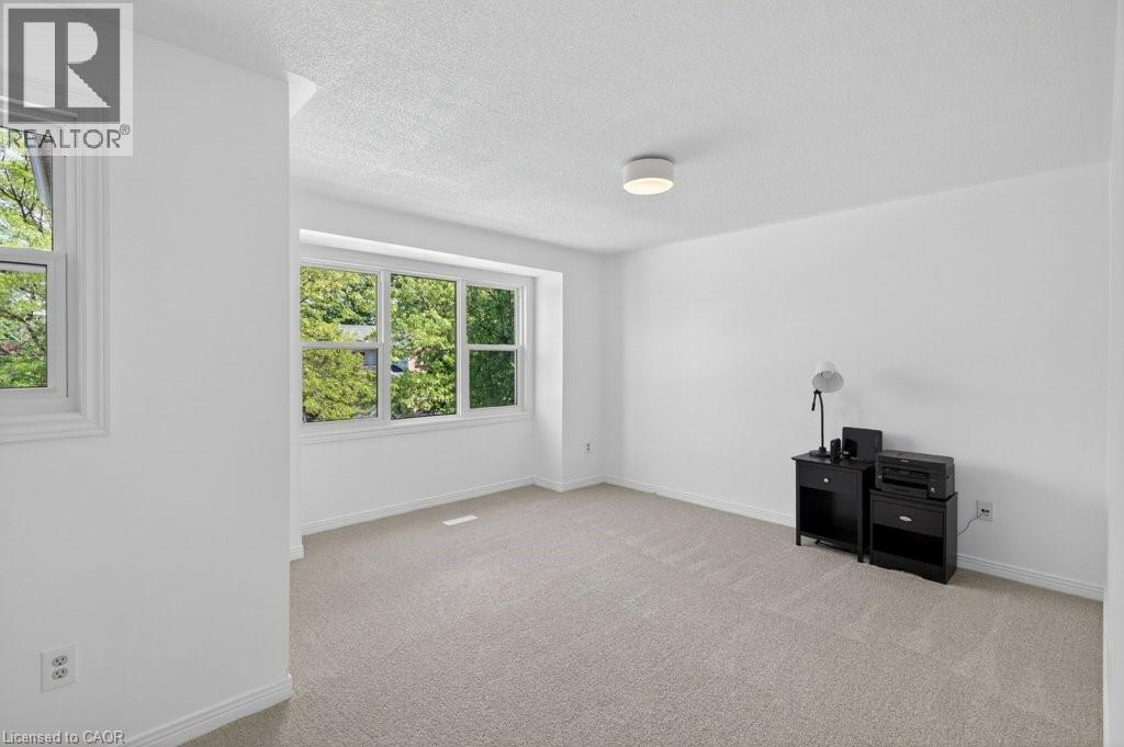 2084 William O'connell Boulevard, Burlington, Ontario  L7M 3V1 - Photo 21 - 40849235