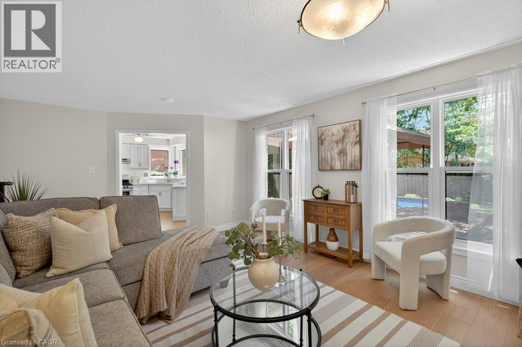 2084 William O'connell Boulevard, Burlington, Ontario  L7M 3V1 - Photo 5 - 40849235