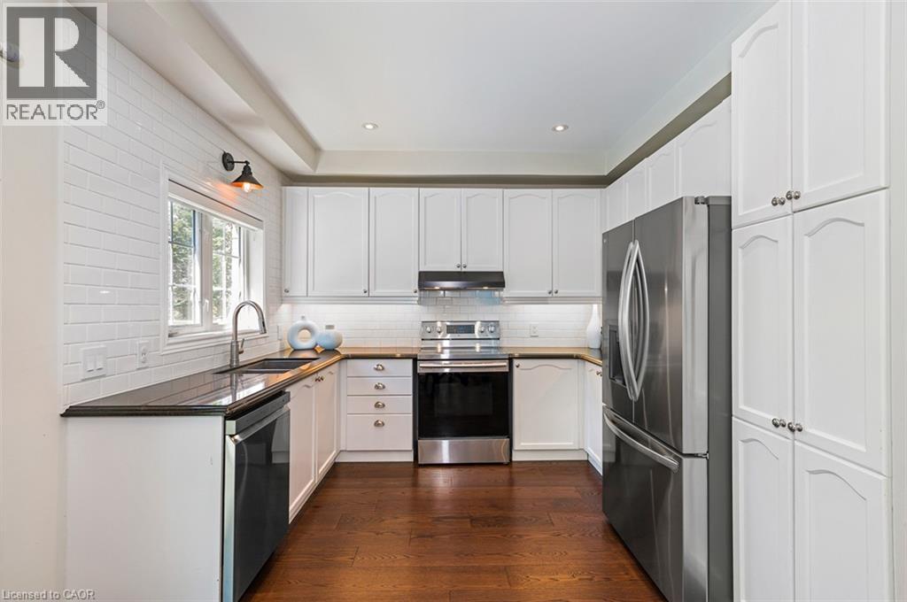 33 Dewsbury Way, Stoney Creek, Ontario  L8E 6C2 - Photo 8 - 40852299