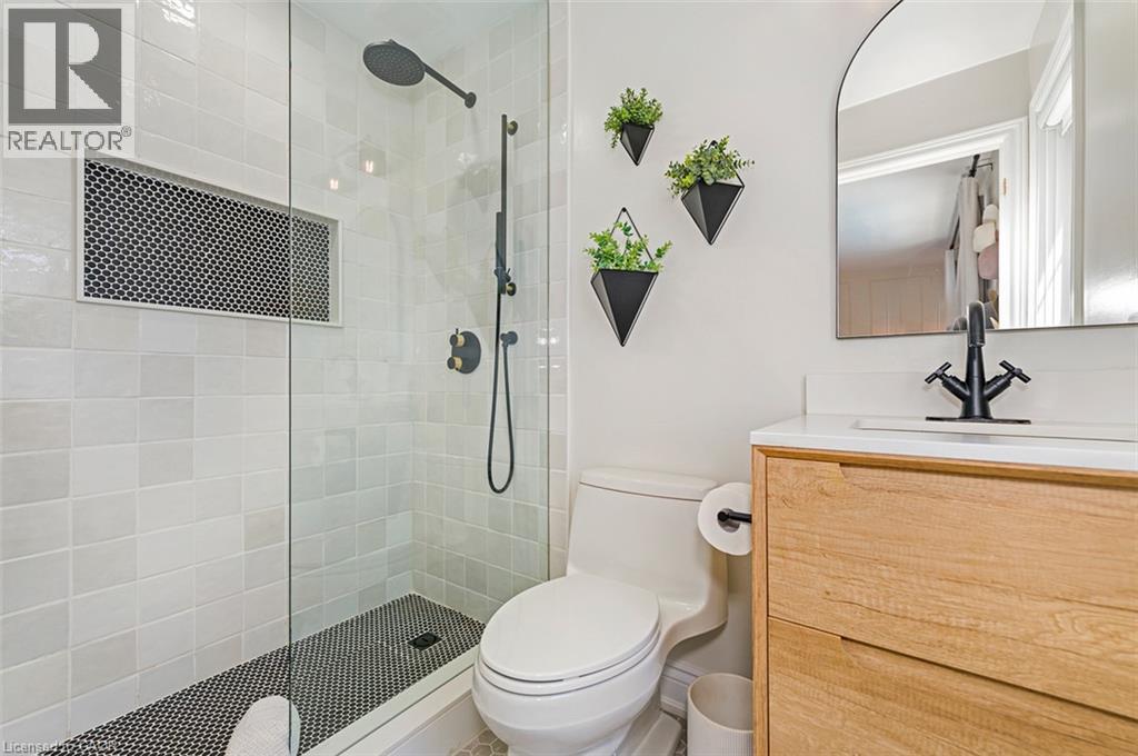 33 Dewsbury Way, Stoney Creek, Ontario  L8E 6C2 - Photo 20 - 40852299