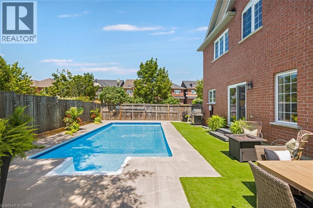 33 Dewsbury Way, Stoney Creek, Ontario  L8E 6C2 - Photo 36 - 40852299