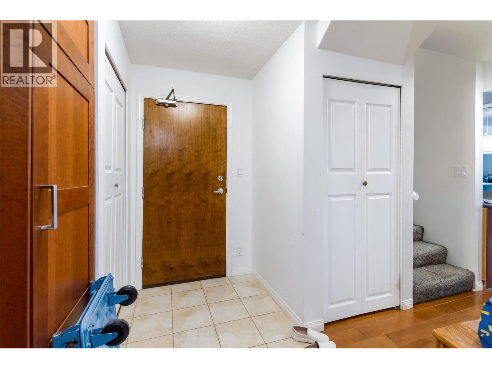 302 188 E Esplanade, North Vancouver, British Columbia  V7L 4Y1 - Photo 20 - R3153566