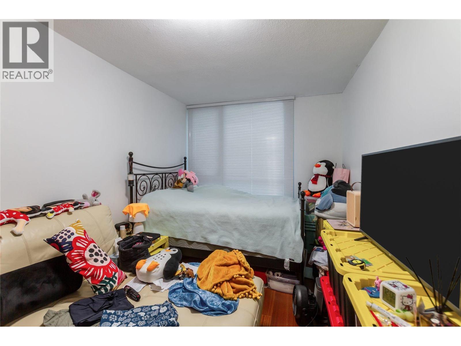 302 188 E Esplanade, North Vancouver, British Columbia  V7L 4Y1 - Photo 16 - R3153566