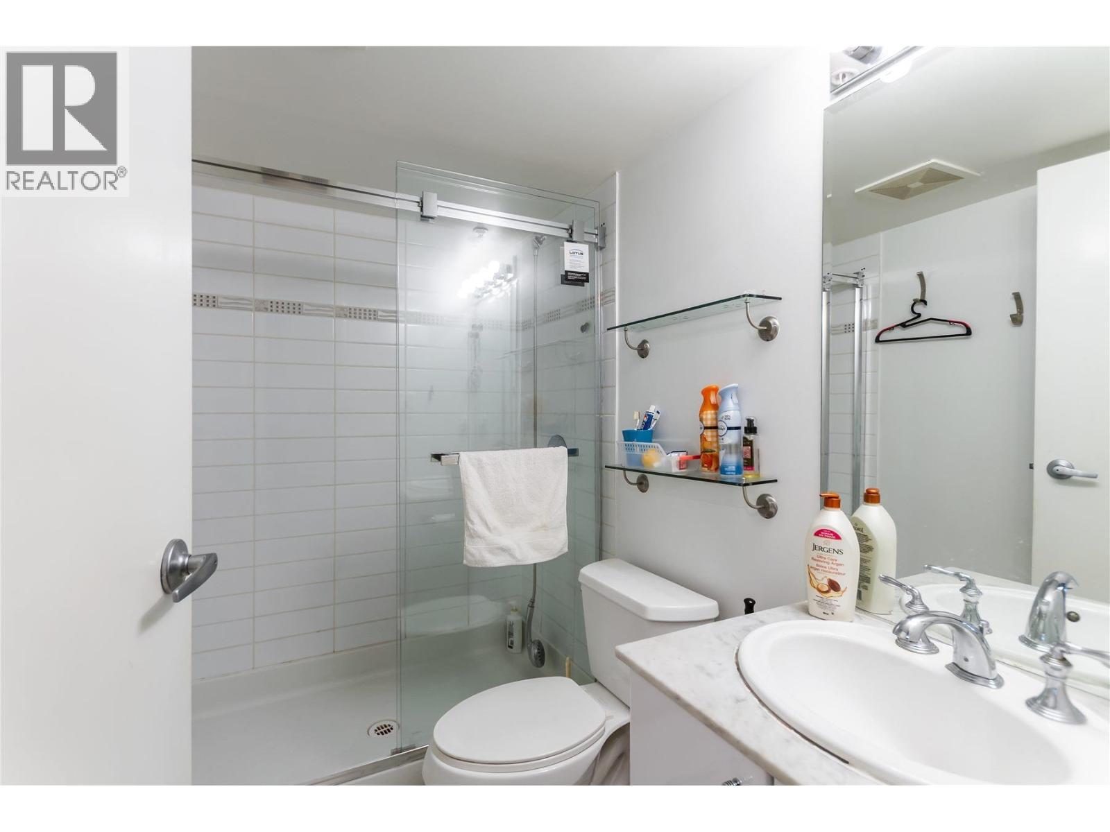 302 188 E Esplanade, North Vancouver, British Columbia  V7L 4Y1 - Photo 19 - R3153566