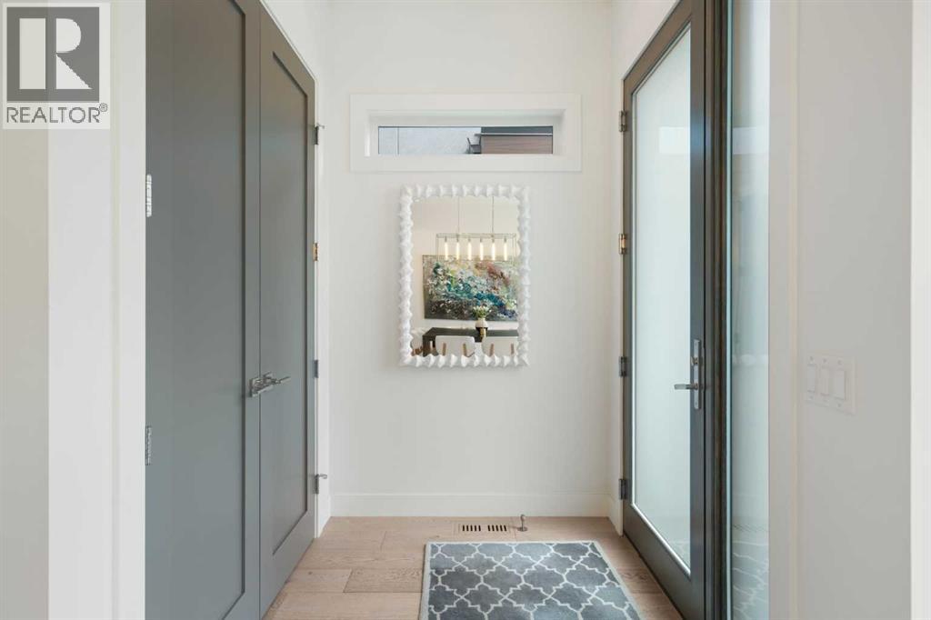 2014 48 Avenue SW, Calgary, Alberta  T2T 2T5 - Photo 12 - A2333496