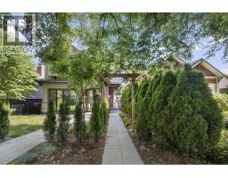 2236 E 5TH AVENUE, Vancouver, British Columbia