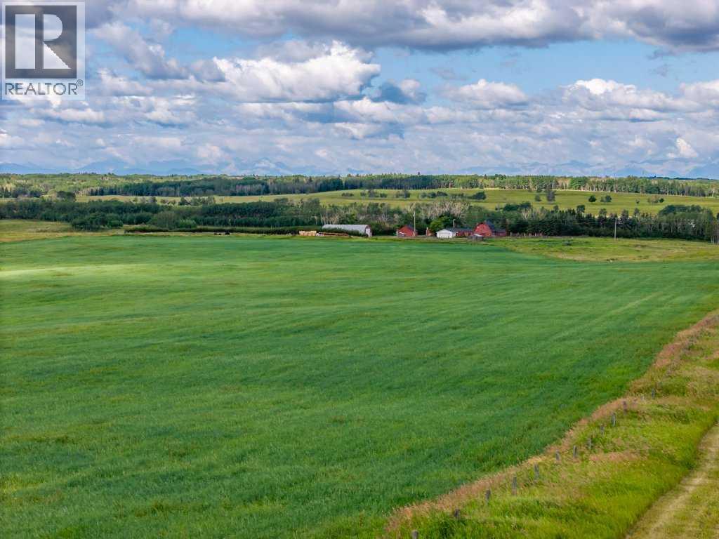 261126 Range Road 33, Rural Rocky View County, Alberta