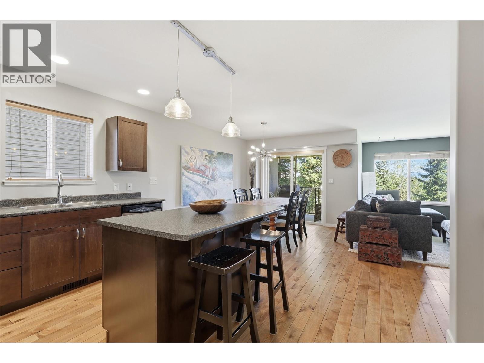 1900 Hugh Allan Drive Unit# 13, Kamloops, British Columbia  V1S 0A8 - Photo 2 - 10386647