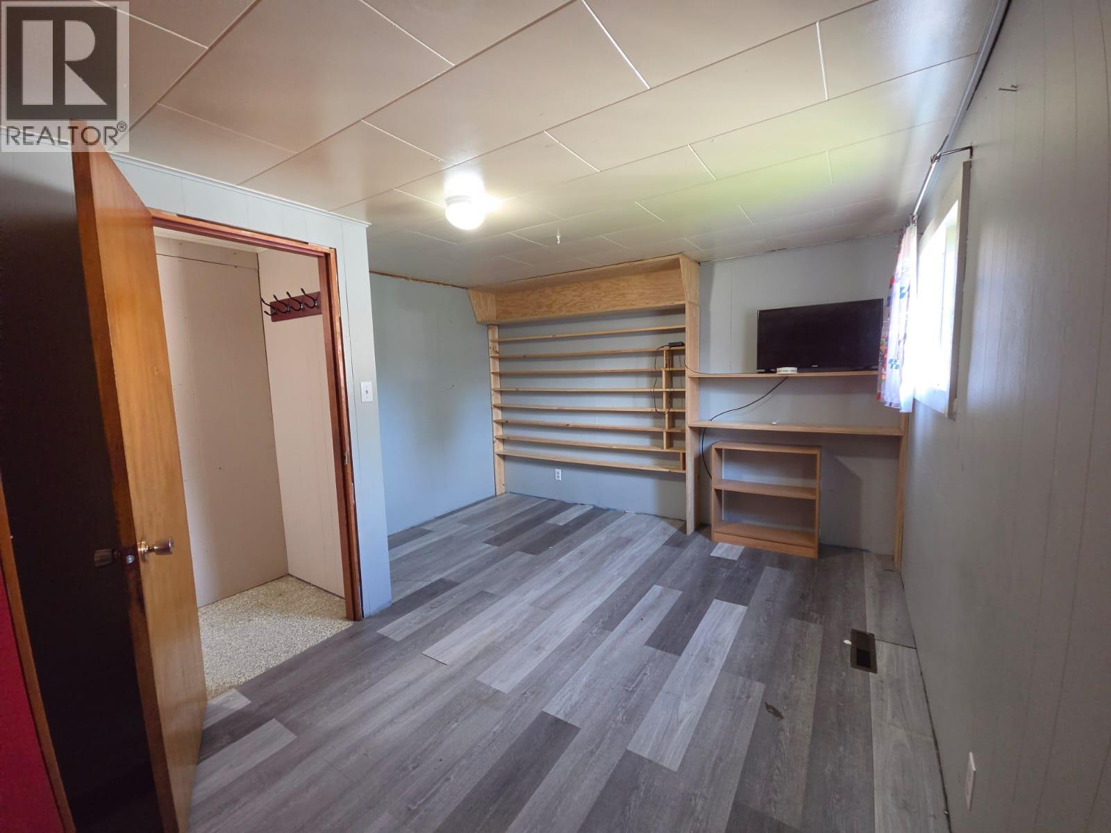 5208 47 Avenue NW, Chetwynd, British Columbia  V0C 1J0 - Photo 16 - 10394369